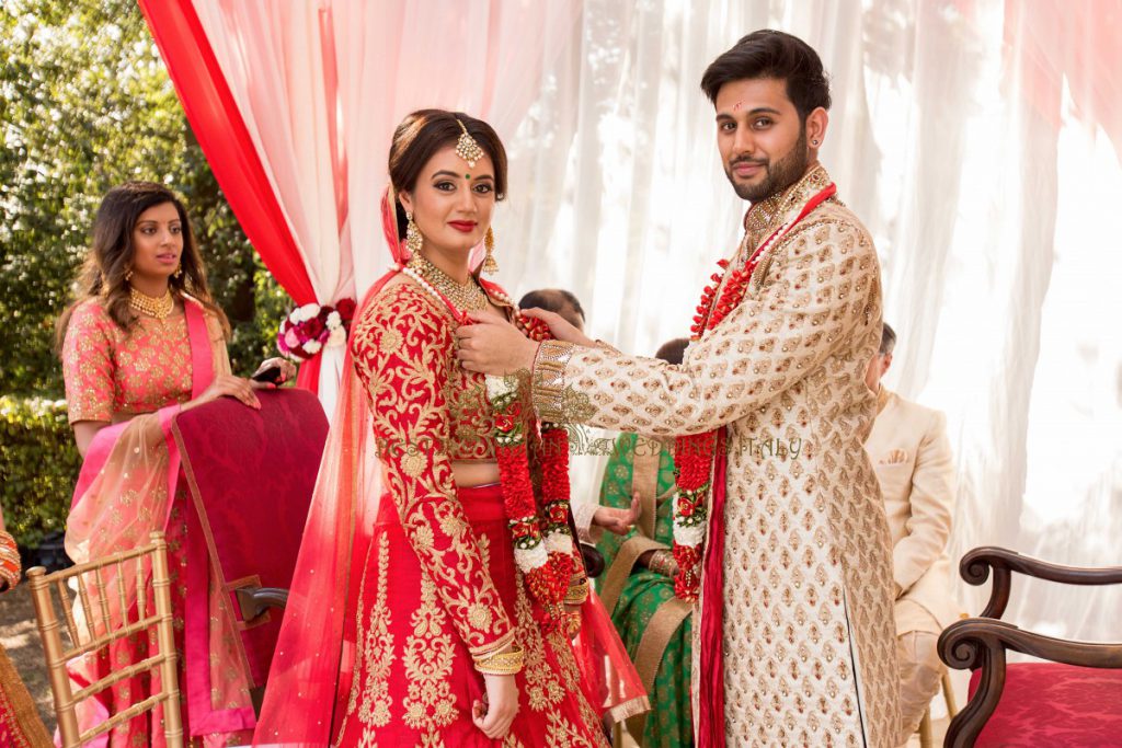 Hindu wedding in Italy newlyweds 1024x683 - Gorgeous 3-day Indian Wedding celebrations in a Tuscan Villa