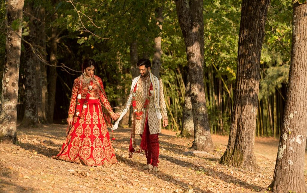 hindu marriage in tuscany spouses wedding pictures 1024x646 - Gorgeous 3-day Indian Wedding celebrations in a Tuscan Villa