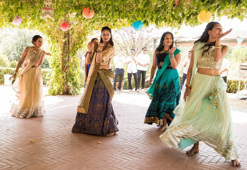 indian pre wedding event sangeet 1024x706 - Hindu pre-wedding events in a Majestic villa in Tuscany