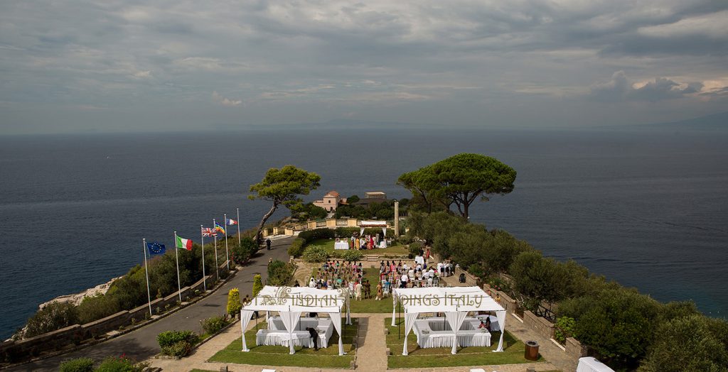 So11 1024x524 - Emotional Hindu Wedding in Sorrento