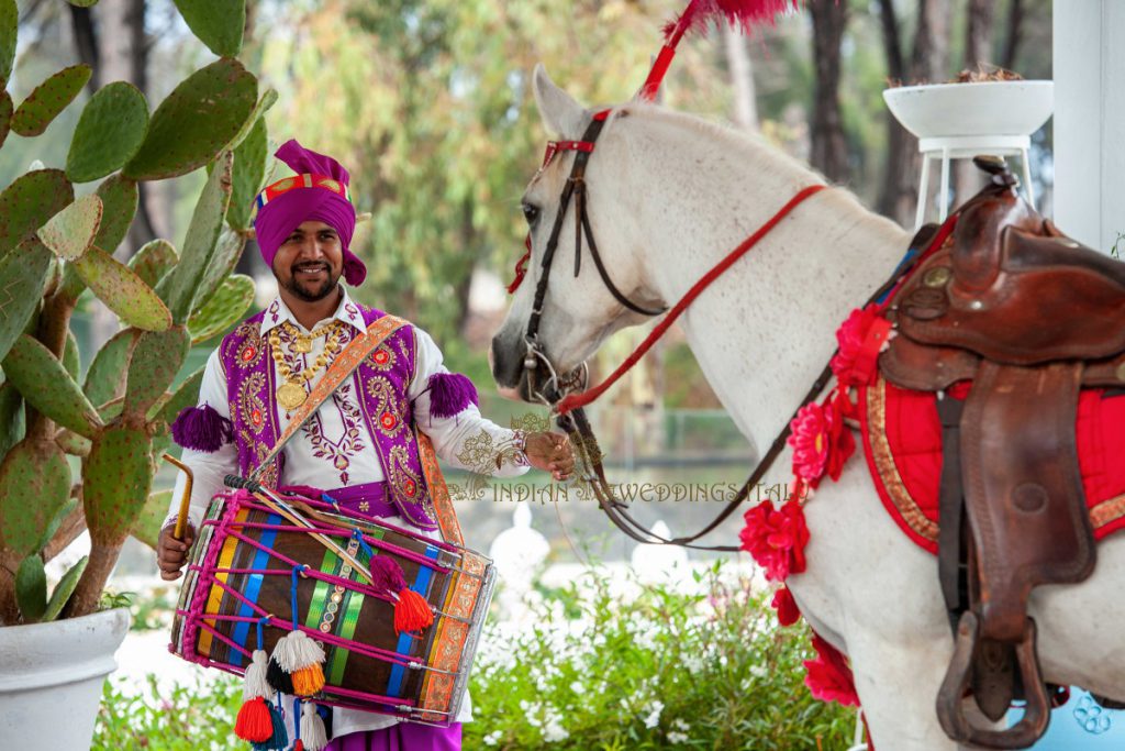 hindu wedding in Italy 09 1024x683 - Romantic Indian beach wedding in Paestum, Italy