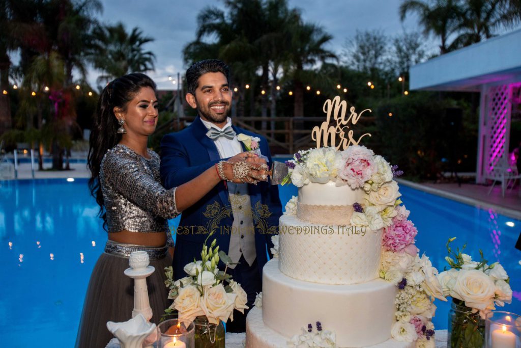 hindu wedding italy 37 1024x683 - Romantic Indian beach wedding in Paestum, Italy