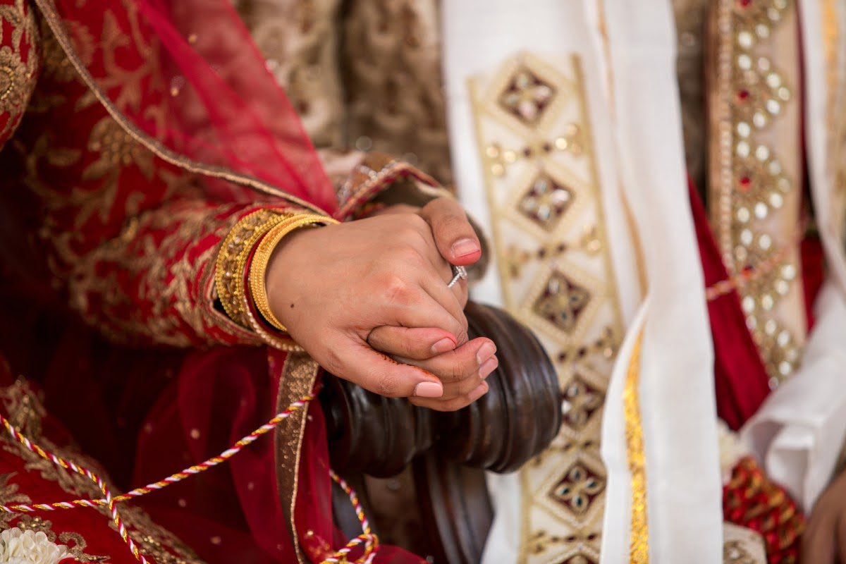 hindu wedding in tuscany - Sale, sale, sale!!! Do wedding sales exist?!