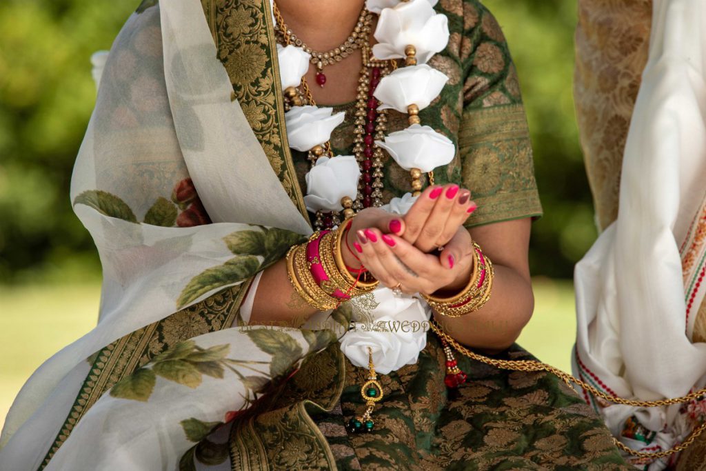 hindu wedding in Tuscany 18 1024x683 - Intimate Hindu wedding in Italy in white and green