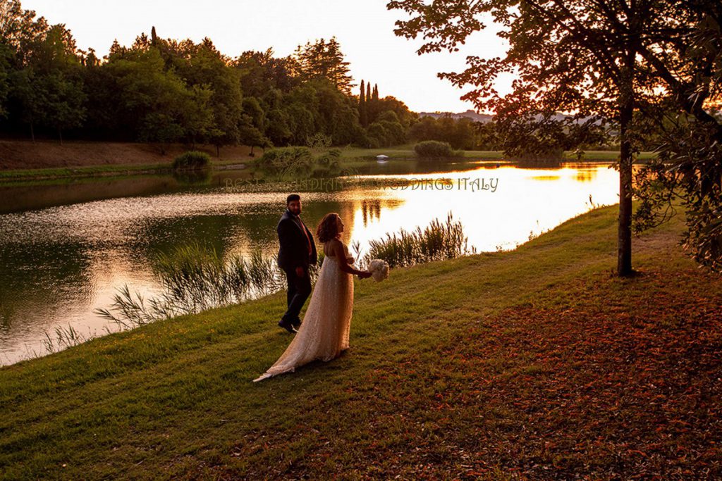 indian spouses tuscany 1024x683 - Romantic sunset civil wedding ceremony in Tuscany