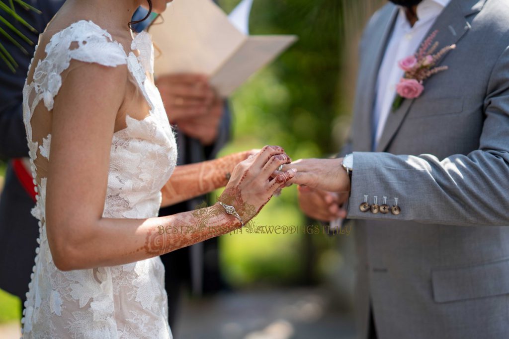 civil wedding italy indian bride groom 1024x683 - Glamorous legal wedding in Tuscany