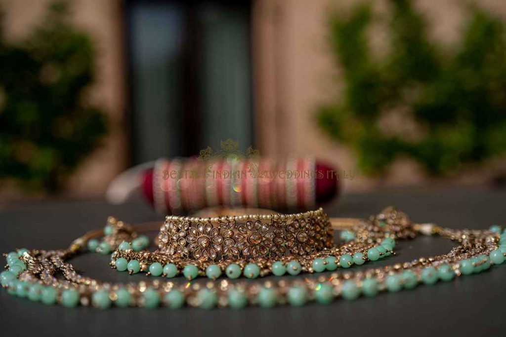 Indian wedding in Tuscany jewelry 1024x683 - High level Hindu wedding in Tuscany