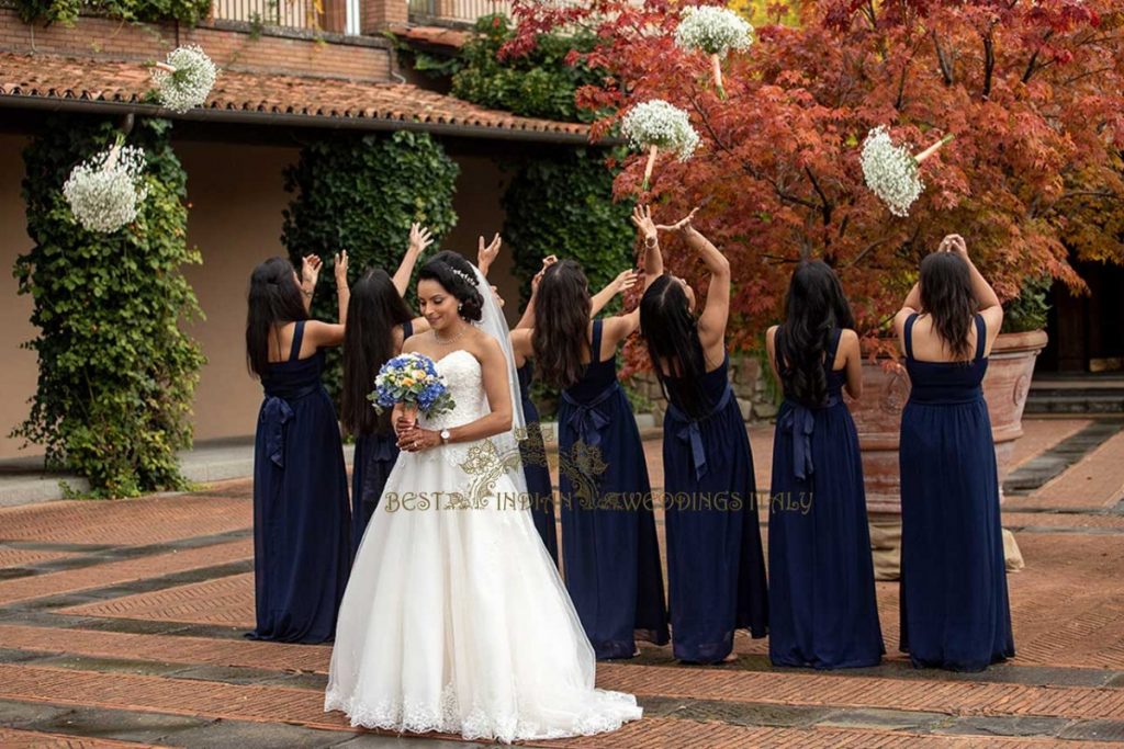 civil wedding in italy bouquet toss 1 1024x683 - Glamorous civil wedding in a classy resort in Tuscany