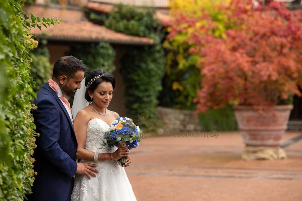 civil wedding in italy couple photo 1 1024x683 - Glamorous civil wedding in a classy resort in Tuscany