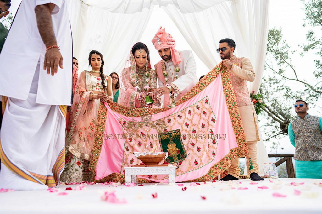 hindu wedding in Italy traditional ceremony 1024x683 - High level Hindu wedding in Tuscany