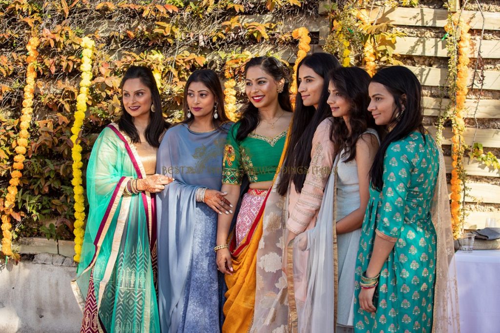 wedding guests in italy for puja 1024x683 - Pre-wedding Hindu functions in Tuscany, Italy