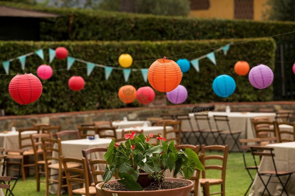 colorful lanterns to decorate welcome party of indian wedding celebrations in italy 1024x683 - Pizza Party at your Indian wedding in Italy