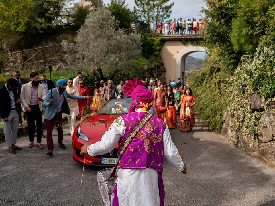 drummers for weddings italy 960x720 - Dhol drummers