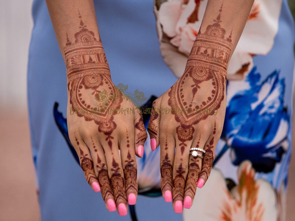 indian henna artist for mehndi italy 960x720 - Traditional services