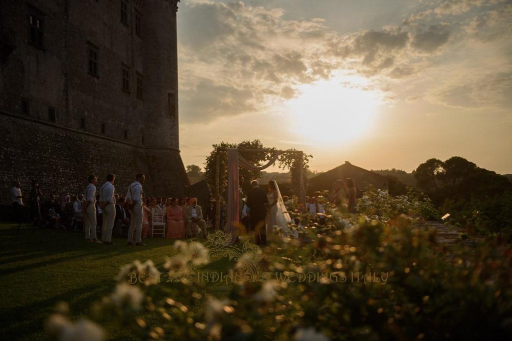 white dress ceremony in a castle in italy 1024x683 - Luxury Indian wedding on the lake in Italy