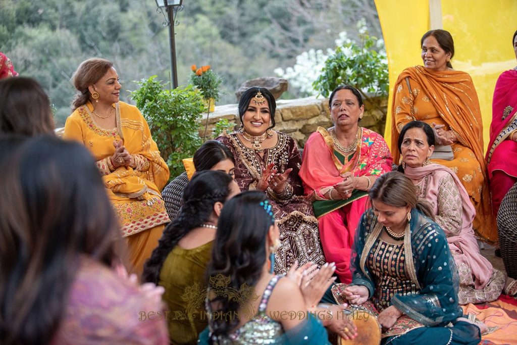 ladies sangeet sikh pre wedding italy 1024x683 - Traditional Sikh pre-wedding events in Italy