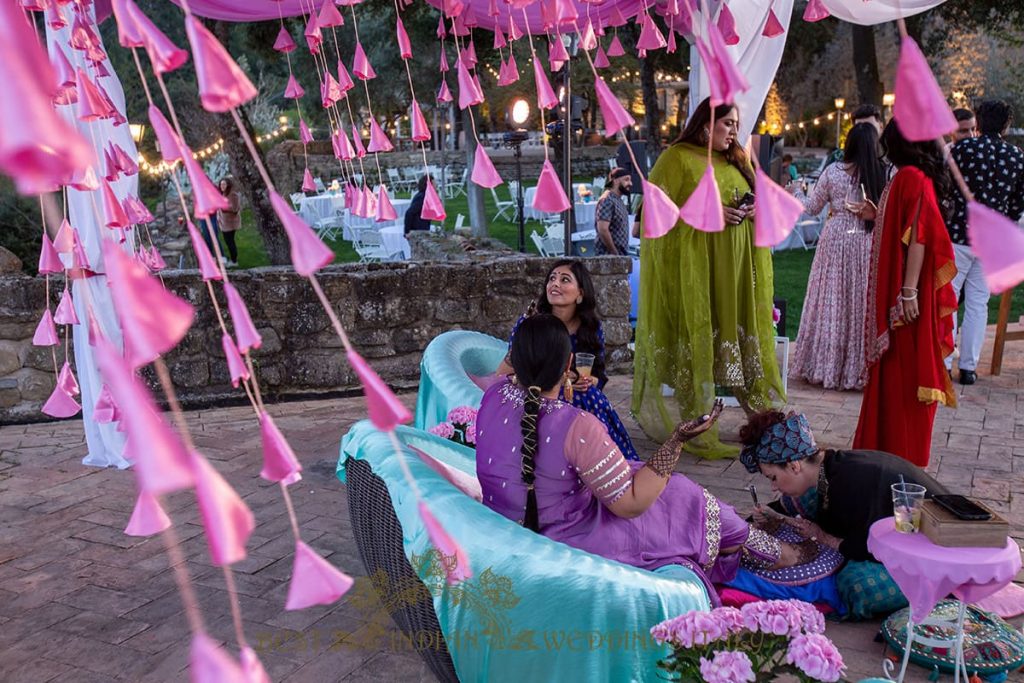 mehndi in italy 1024x683 - Traditional Sikh pre-wedding events in Italy