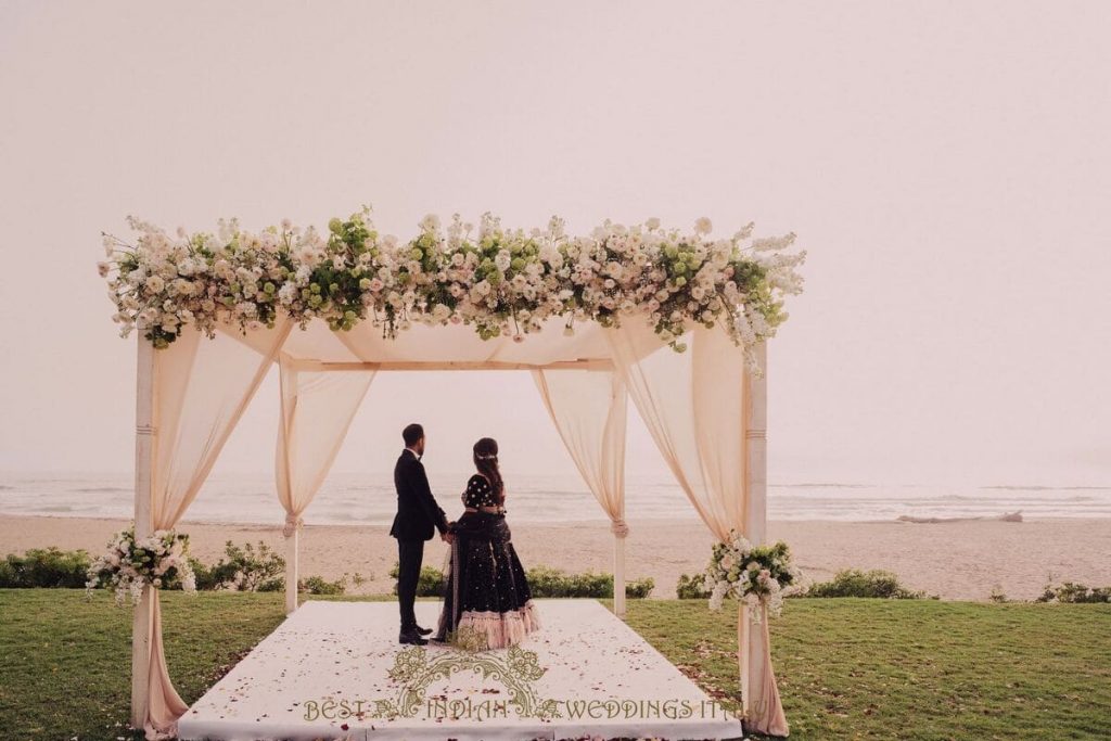 wedding mandap on the beach italy 1024x683 - Beautiful seaside Indian wedding in Southern Italy