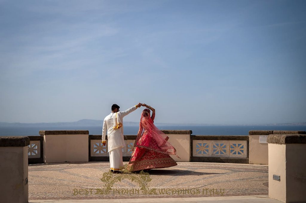 indian bride and groom on the seaside in italy 1024x680 - Tamil and Gujarati Hindu wedding on the Amalfi coast