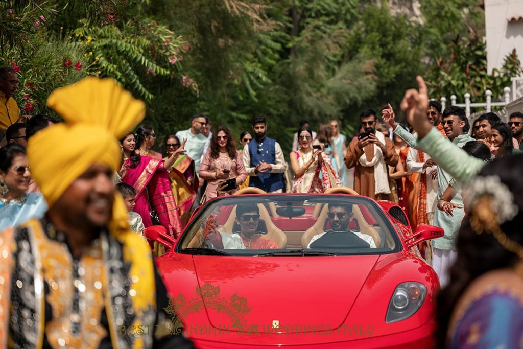 indian dholy in italy 1024x683 - Tamil and Gujarati Hindu wedding on the Amalfi coast