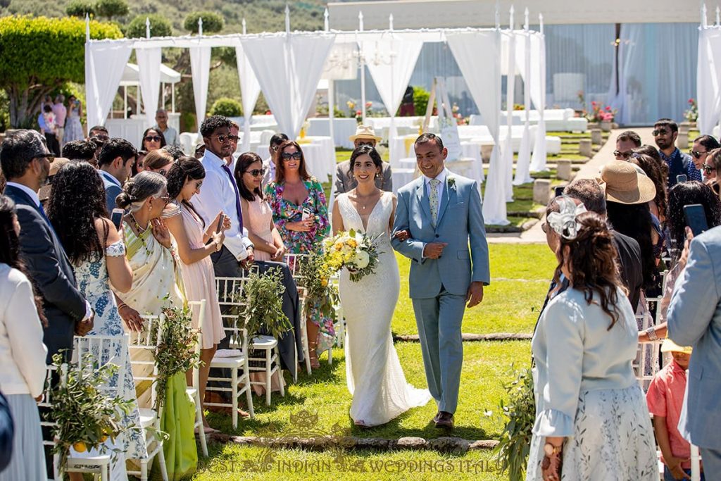 indian bride arrival at the wedding ceremony in sorrento 1024x683 - Lemon themed civil wedding and reception on the Amalfi coast