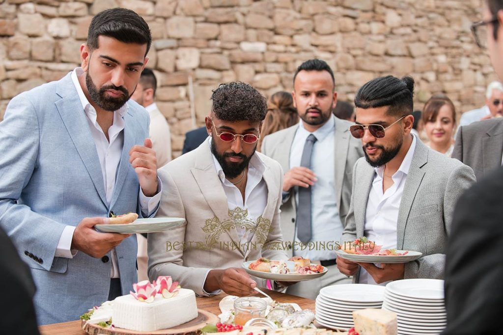 indian wedding reception 1024x683 - Fairy tale symbolic wedding in an Italian castle overlooking the sea