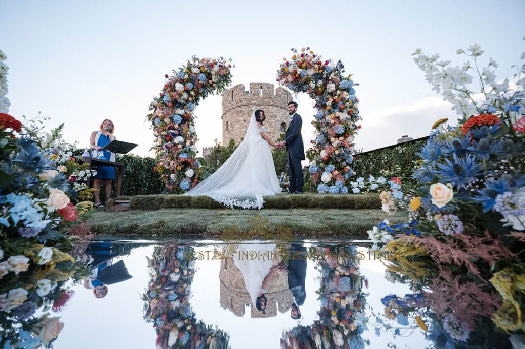 mirror aisle for wedding in italy 1024x681 - Fairy tale symbolic wedding in an Italian castle overlooking the sea