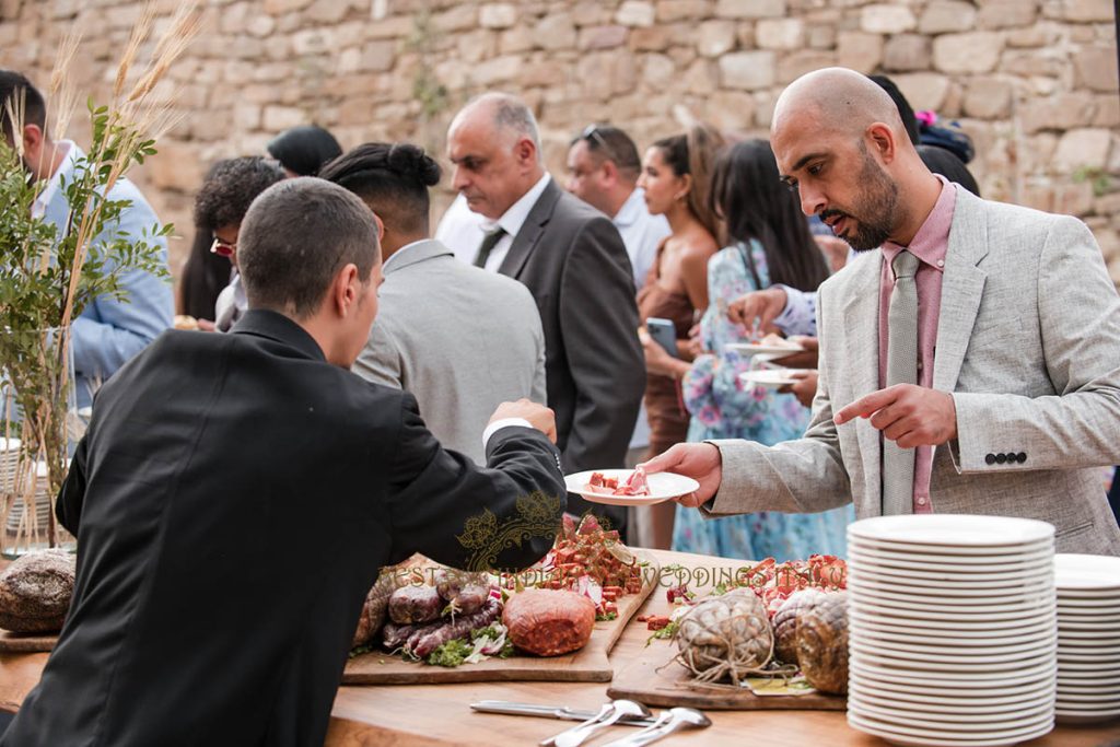 wedding reception banquet italy 1024x683 - Fairy tale symbolic wedding in an Italian castle overlooking the sea