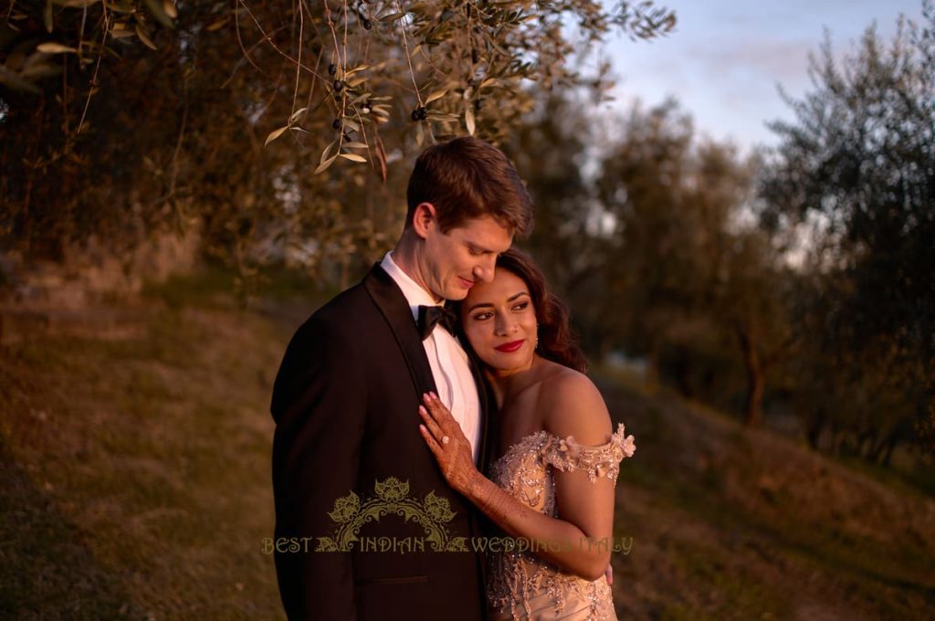 elegant indian bride and groom italy 1024x680 - Fusion Marathi Hindu wedding in a panoramic Villa in Tuscany