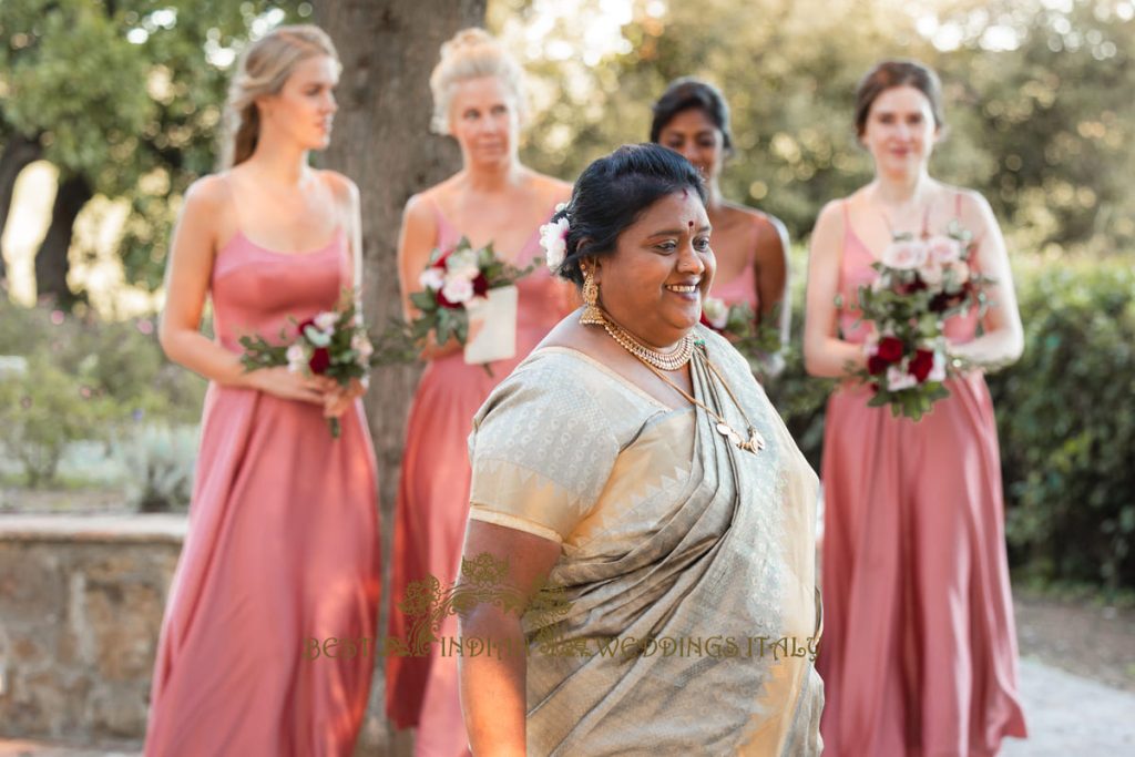 indian lady at wedding in tuscany 1024x683 - Intimate civil wedding in Italy among the vineyards