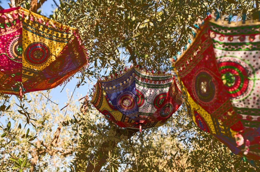 indian traditional umbrella 1024x680 - Fusion Marathi Hindu wedding in a panoramic Villa in Tuscany