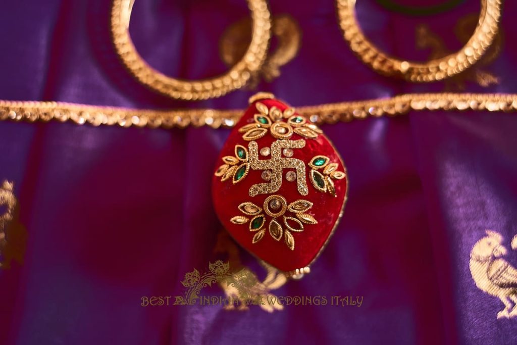 marathi bride outfit 1024x683 - Fusion Marathi Hindu wedding in a panoramic Villa in Tuscany