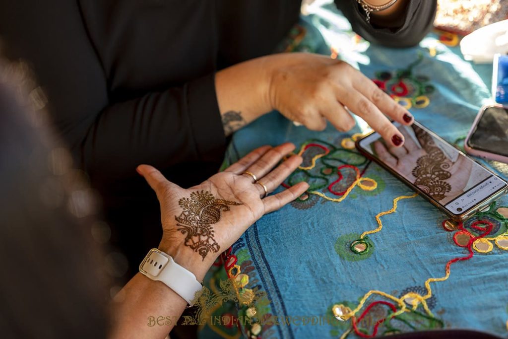 henna paste italy 1024x683 - Sikh pre-wedding events in a stunning resort in Italy