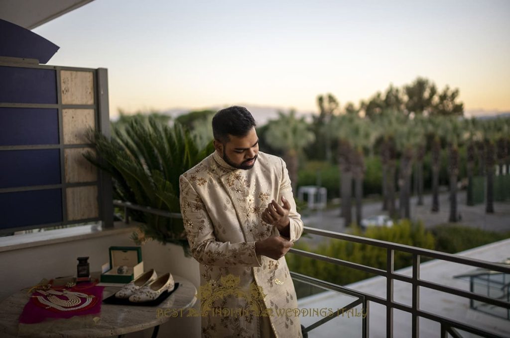 indian groom getting ready 1024x680 - Outdoor Sikh wedding ceremony in Italy