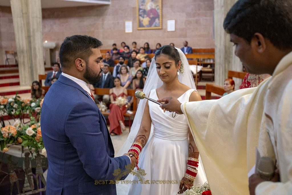 tamil church ritual italy 1024x683 - Tamil Catholic wedding in Italy