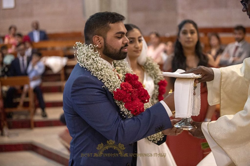 tamil church wedding garlands italy 1024x683 - Tamil Catholic wedding in Italy