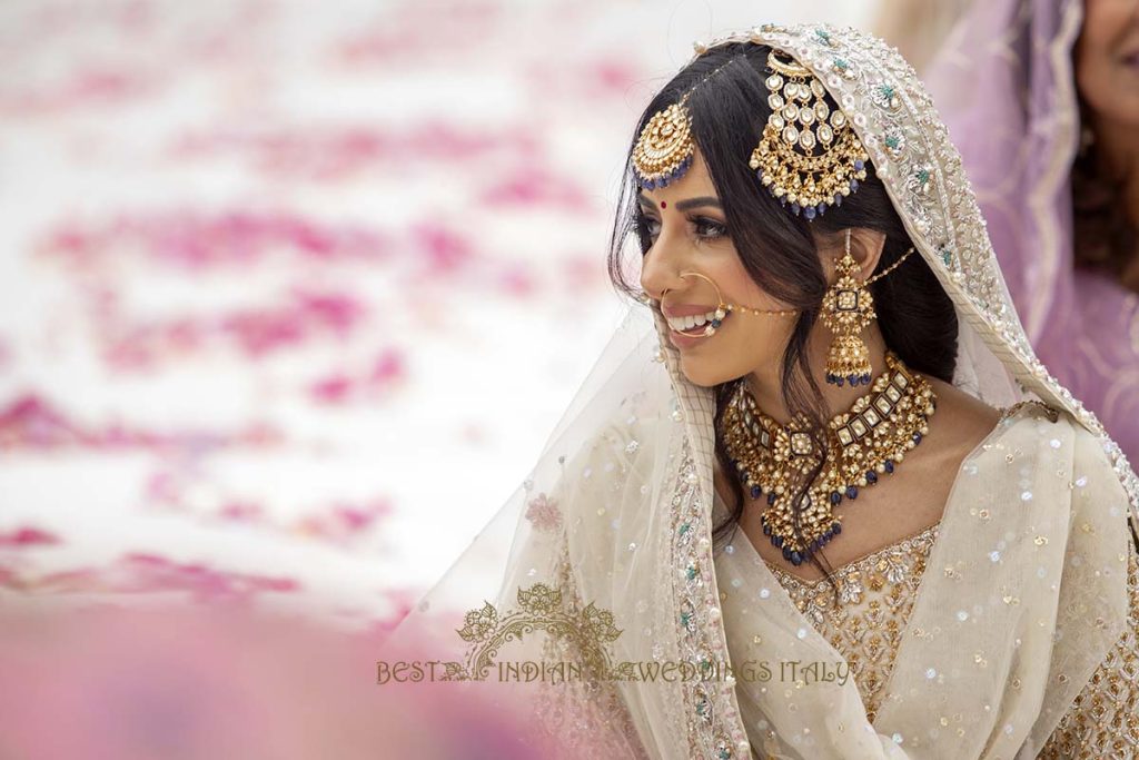 bridal portrait sikh wedding italy 1024x683 - Elegant Sikh wedding ceremony in the countryside of Italy