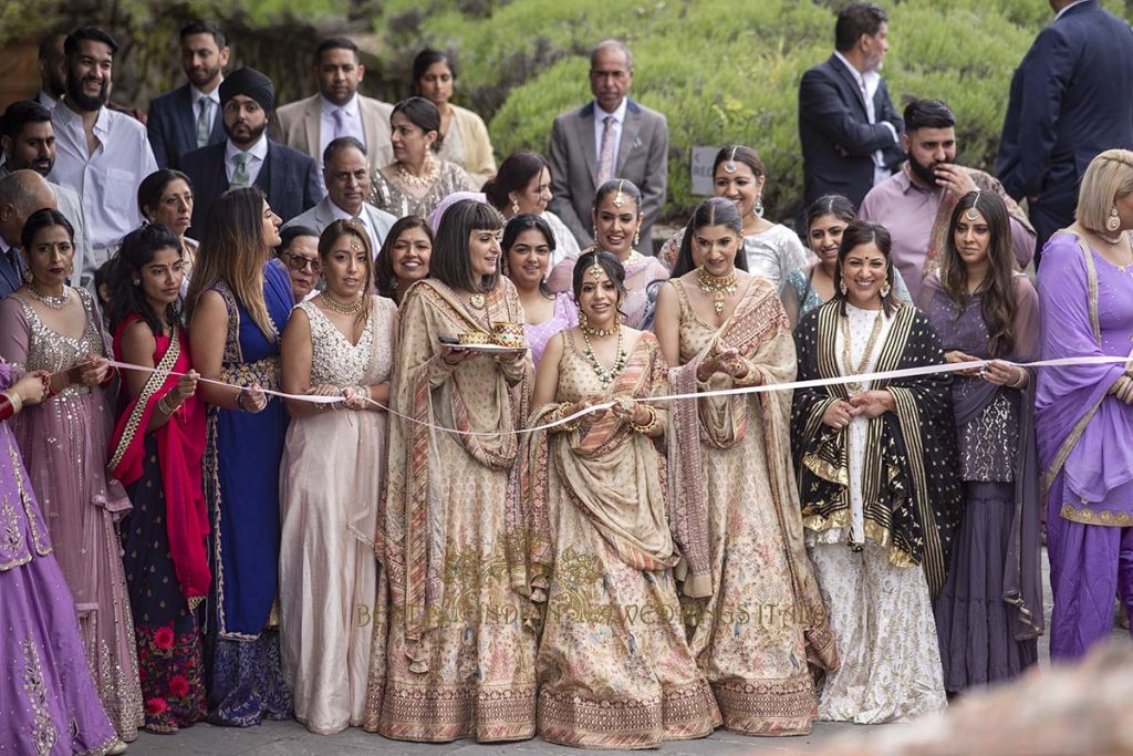 doli sikh ceremony italy 1024x683 - Elegant Sikh wedding ceremony in the countryside of Italy