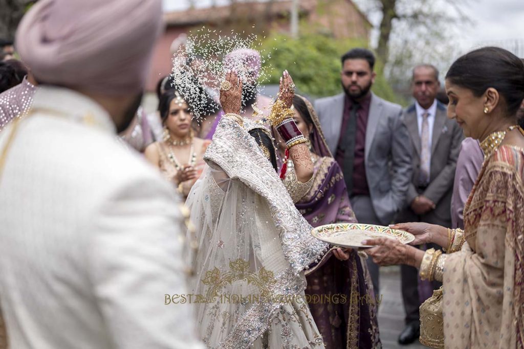 sikh ceremony doli italy 1024x683 - Elegant Sikh wedding ceremony in the countryside of Italy