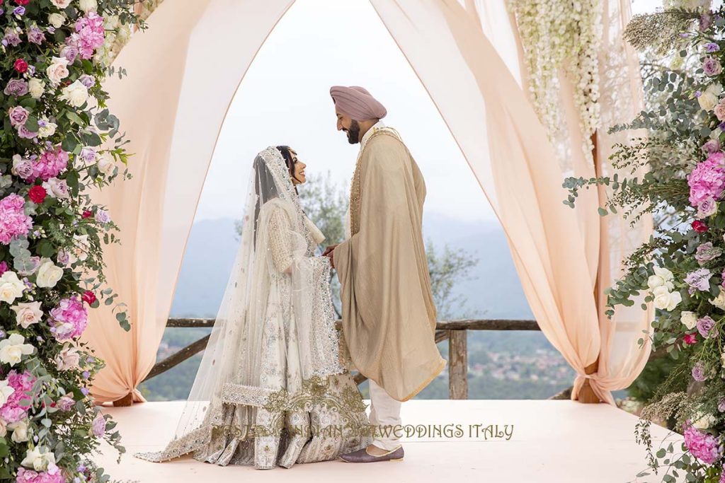 sikh ceremony floral decor italy 1024x683 - Elegant Sikh wedding ceremony in the countryside of Italy