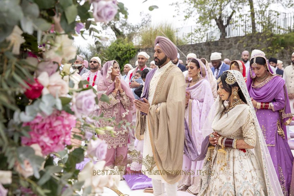 sikh couple getting married tuscany 1024x683 - Elegant Sikh wedding ceremony in the countryside of Italy