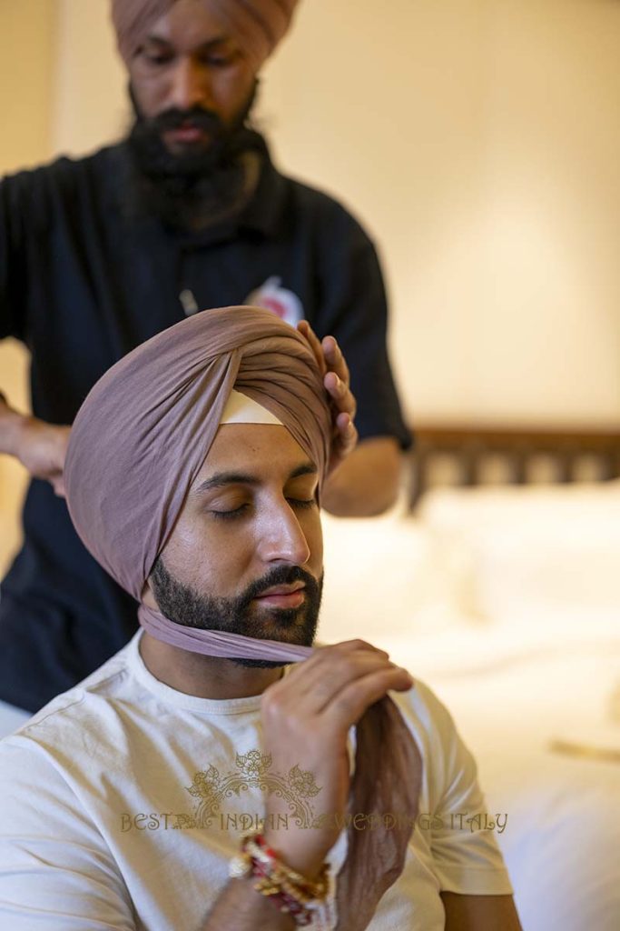 sikh groom wedding ceremony turbant italy 683x1024 - Elegant Sikh wedding ceremony in the countryside of Italy