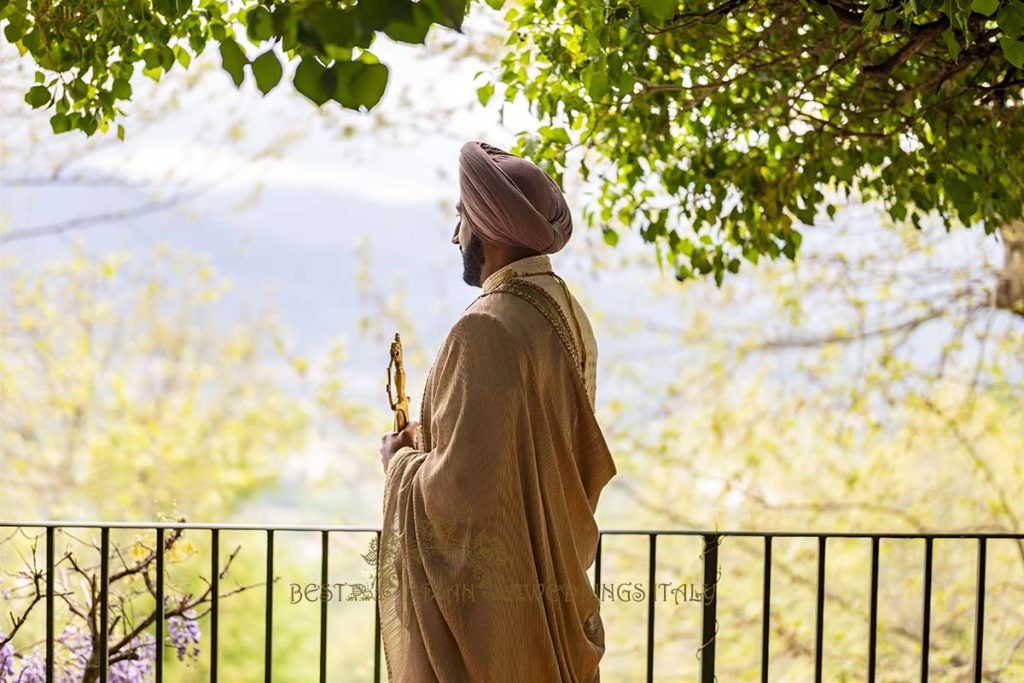 sikh groom wedding portrait 1024x683 - Elegant Sikh wedding ceremony in the countryside of Italy