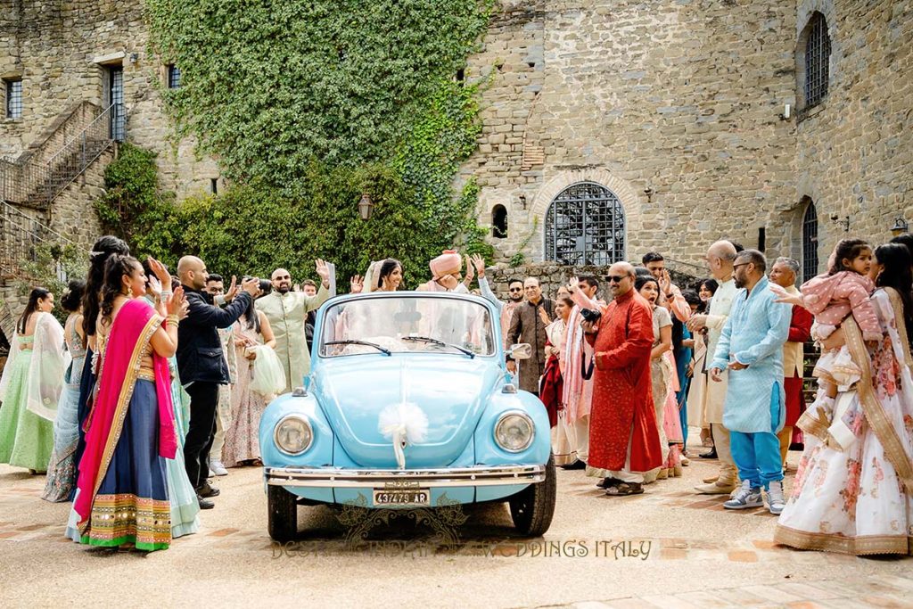 farewell ceremony hindu couple italy 1024x683 - Beautyful Hindu wedding in Italy despite the bad weather