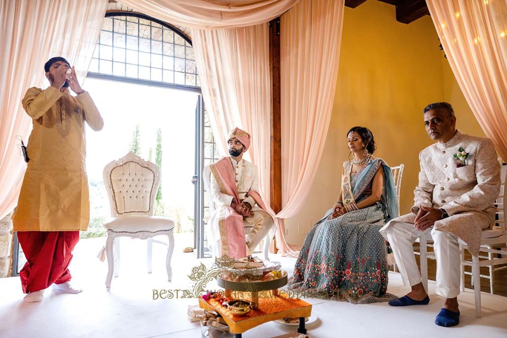 hindu priest wedding italy 1024x683 - Beautyful Hindu wedding in Italy despite the bad weather