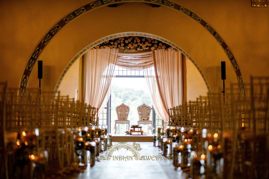 indoor indian wedding setup 1024x683 - Beautyful Hindu wedding in Italy despite the bad weather