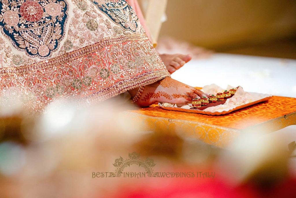 saptapadi ritual hindu wedding 1024x683 - Beautyful Hindu wedding in Italy despite the bad weather