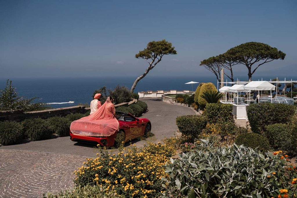 convertible wedding car italy sorrento 1024x683 - Traditional Sikh wedding in a breathtaking seaview Villa in Italy