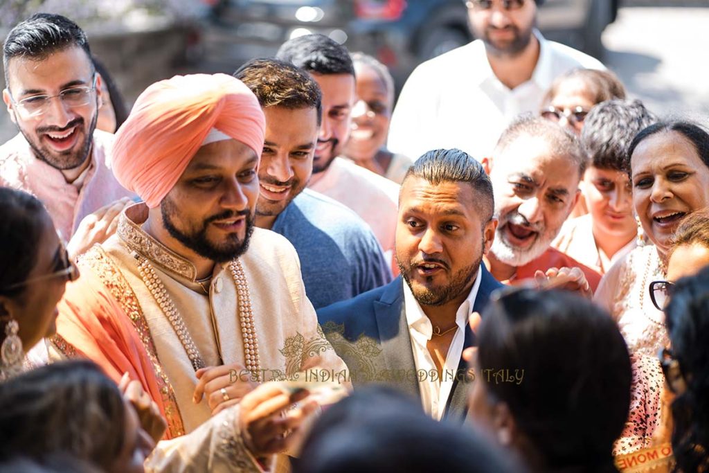 doli games sikh wedding italy 1024x683 - Traditional Sikh wedding in a breathtaking seaview Villa in Italy