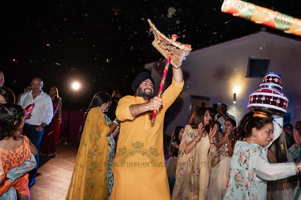 jago party sorrento 1024x682 - Sikh pre-wedding event with the backdrop of the crystalline sea